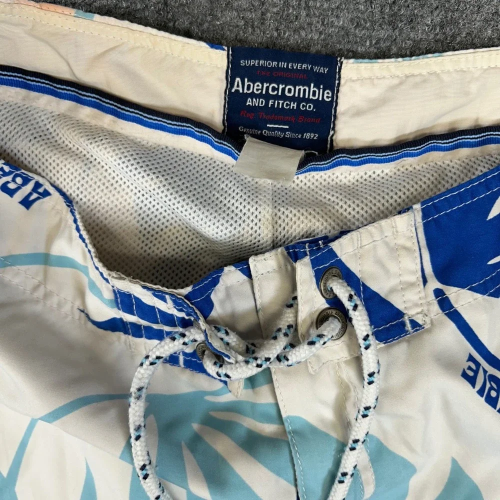 Abercrombie & Fitch Mens Blue Tropical Monstera Leaf Board Shorts Swim Trunks 32